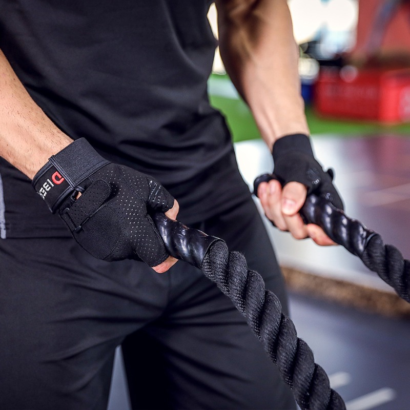 قفازات رياضية لكمال الأجسام ور - مراجعة Home Gym Weights وسعره
